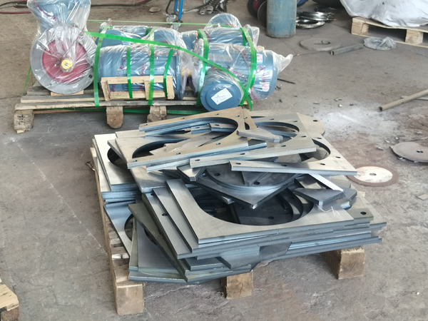 �o�S����ݔ�͙C���